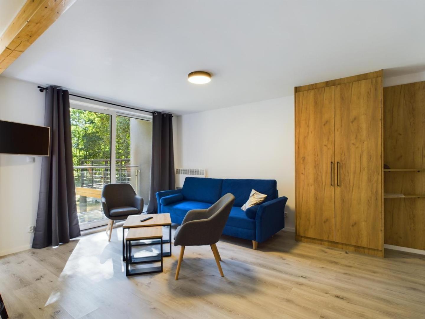 Apartment Familly Dabrowka - Przy Parku, Prywatny Parking, Sauna, Ogod - By Spaceapart Jelenia Góra