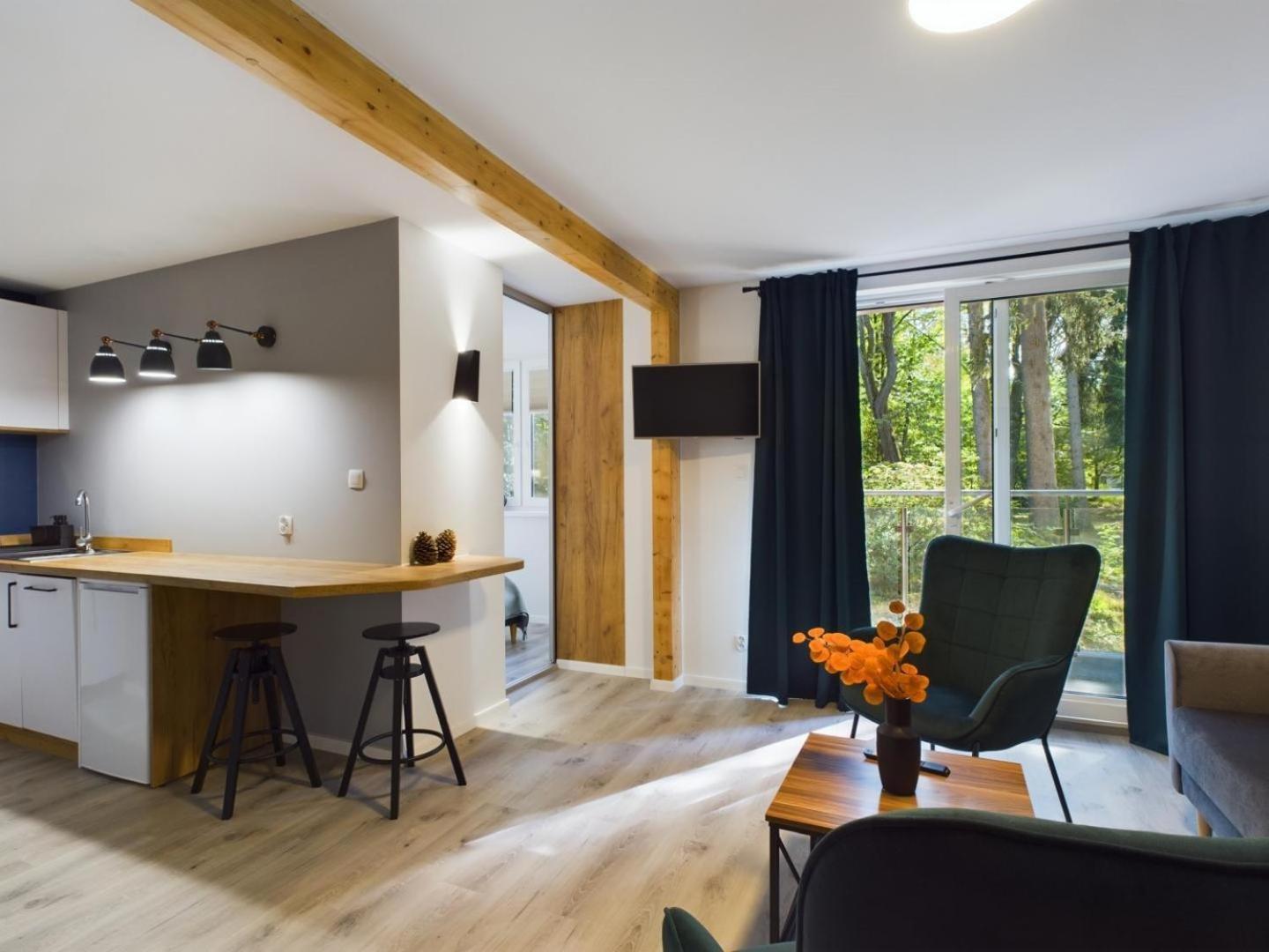 Apartment Familly Dabrowka - Przy Parku, Prywatny Parking, Sauna, Ogod - By Spaceapart *