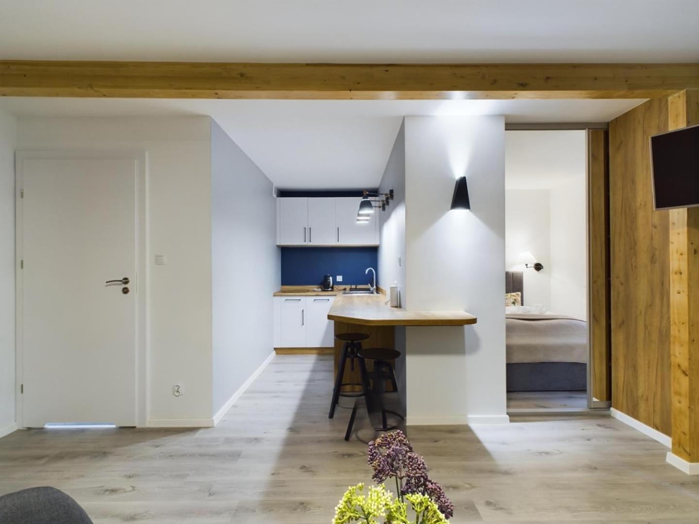 Apartment Familly Dabrowka - Przy Parku, Prywatny Parking, Sauna, Ogod - By Spaceapart *